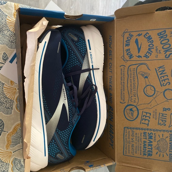 Men's Running Shoes - Brooks Ghost 14 D Width -Brand New In Box SZ 11 - Picture 2 of 7
